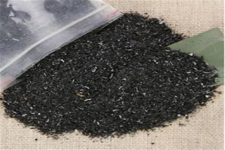 稻壳灰除了在农业生产中作为一种保温保湿材料之外，还能够用来生产加工建筑材料比如水泥、石灰、混凝土等