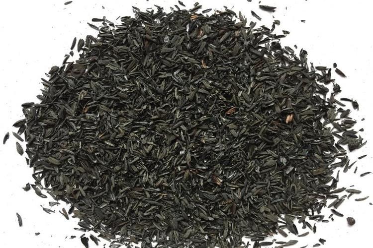 稻壳灰可以用于制作牙膏或牙粉研磨剂，将稻壳洗净后晾干或烘干，再置于炉中进行白化燃烧